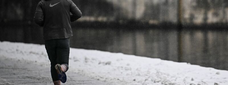 Sport hilft – auch gegen das Frieren. - Foto: Britta Pedersen/dpa