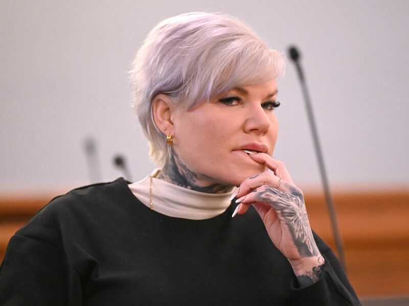 Hitlergruß-Vorwurf: Geldstrafe für Melanie Müller gefordert - Verteidigung will Freispruch - Foto: David Hammersen/dpa