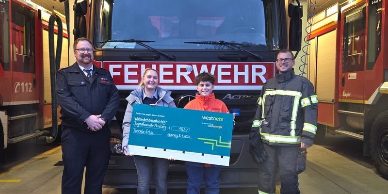 FW-AR: Westnetz spendet 183 Euro an Jugendfeuerwehr Arnsberg - Unterstützung für Städtetour nach Stuttgart 2026 - Foto: presseportal.de