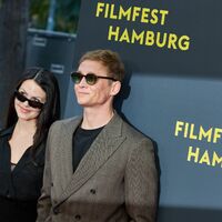 Haben «Ja» gesagt: Ruby O. Fee und Matthias Schweighöfer (Archivbild).  - Foto: Georg Wendt/dpa