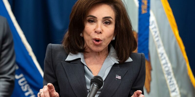 Staatsanwältin Jeanine Pirro ist seit langem als Unterstützerin von US-Präsident Donald Trump bekannt. (Archivbild) - Foto: Cliff Owen/FR170079 AP/dpa