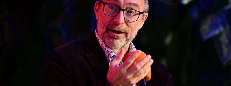 Wikipedia-Gründer Jimmy Wales. Sein Projekt wird am 15. Januar 25 Jahre alt. (Archivbild) - Foto: Sebastian Christoph Gollnow/dpa