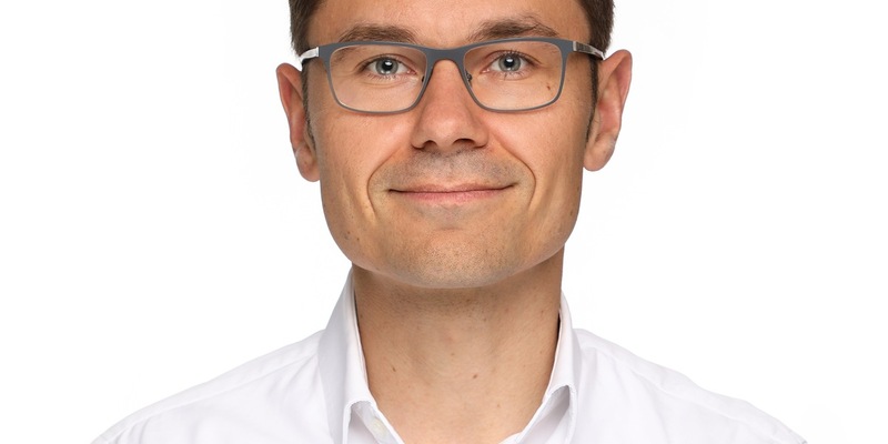 Konstantin Schaller neuer Energie-Partner bei Simon-Kucher: Wer im Energiesektor nicht an Transformation denkt, wird untergehen! - Foto: presseportal.de