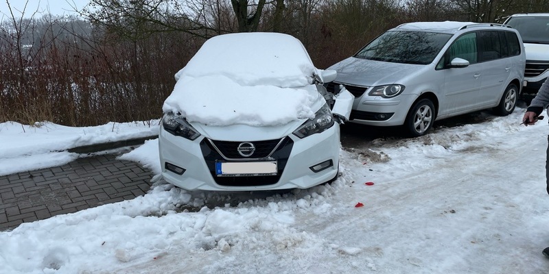 LPI-NDH: Zeugenaufruf: Polizei sucht Zeugen nach Verkehrsunfallflucht - Wer kann Hinweise geben? - Foto: presseportal.de