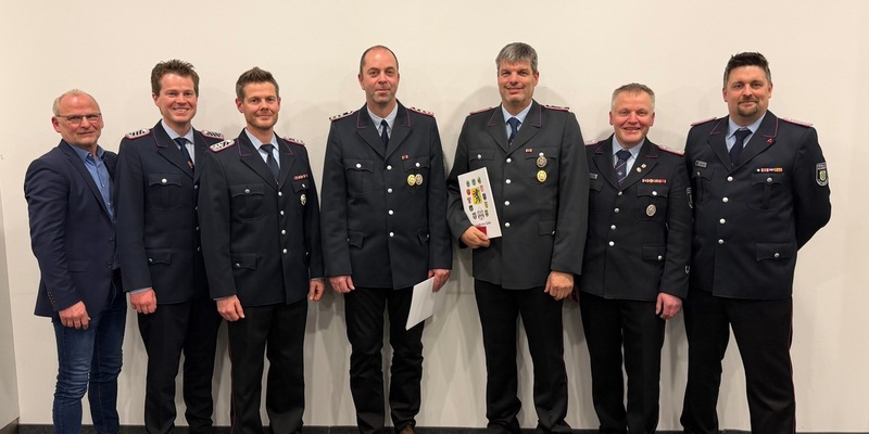 FW Flotwedel: Rückblick auf das Einsatzjahr 2025, organisatorische Entwicklungen und Ehrungen bei der Jahreshauptversammlung der Ortsfeuerwehr Eicklingen - Foto: presseportal.de