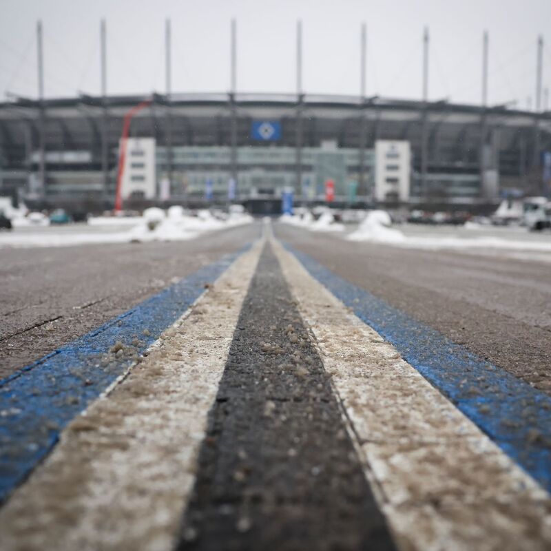 Das Spiel des Hamburger SV gegen Leverkusen soll ausfallen. - Foto: Christian Charisius/dpa
