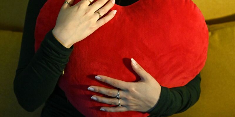 Für die Studie wurden Antworten von mehr als 17.000 jungen Menschen ausgewertet. - Foto: Elisa Schu/dpa