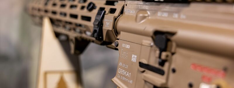 Die EU-Kommission will, dass die Ukraine Rüstungsgüter vorrangig in Europa kauft.  (Archivbild) - Foto: Daniel Karmann/dpa