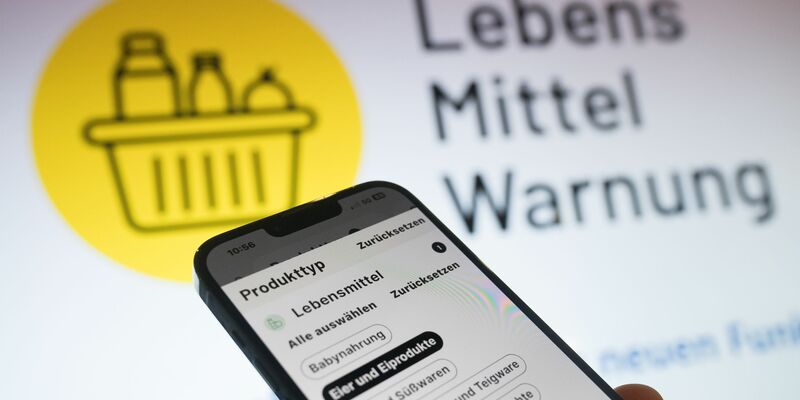 Kunden können die betreffenden Fleischkäse-Produkte zurückgeben und erhalten den Kaufpreis zurück. (Symbolbild) - Foto: Sebastian Gollnow/dpa