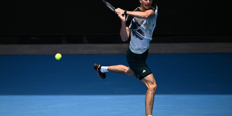Alexander Zverev hat bei den Australian Open kein leichtes Los erwischt. - Foto: Joel Carrett/AAP/dpa