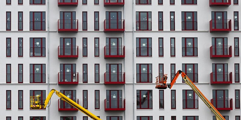 Ein Ende der Wohnmisere in Deutschland ist nach einer neuen Studie des Pestel-Instituts nicht in Sicht. - Foto: Jens Kalaene/dpa