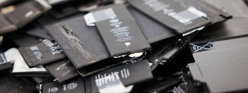 Die neuen Regeln zum Recht auf Reparatur sollen es Verbrauchern leichter machen, sich für eine Reparatur und gegen den Kauf eines Neugeräts zu entscheiden. (Symbolbild) - Foto: Christian Charisius/dpa