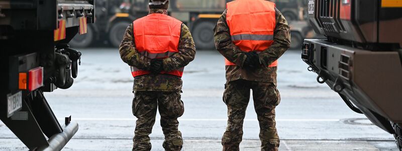 Insgesamt sind elf Nato-Länder an dem Manöver beteiligt. - Foto: Lars Penning/dpa