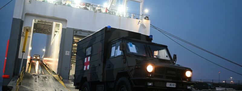 Ziel der Truppenbewegungen ist der Truppenübungsplatz Bergen in Niedersachsen. - Foto: Lars Penning/dpa