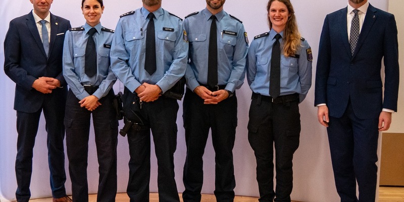 Mittelhessen: Polizeipräsidium Mittelhessen startet Pilotprojekt Demokratiepaten - Polizeischutz für die Demokratie - Foto: presseportal.de