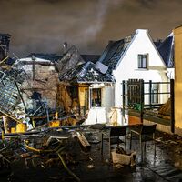 Häuser in Utrecht sind nach einer Explosion vom Donnerstag stark beschädigt. - Foto: Laurens Niezen/ANP/dpa