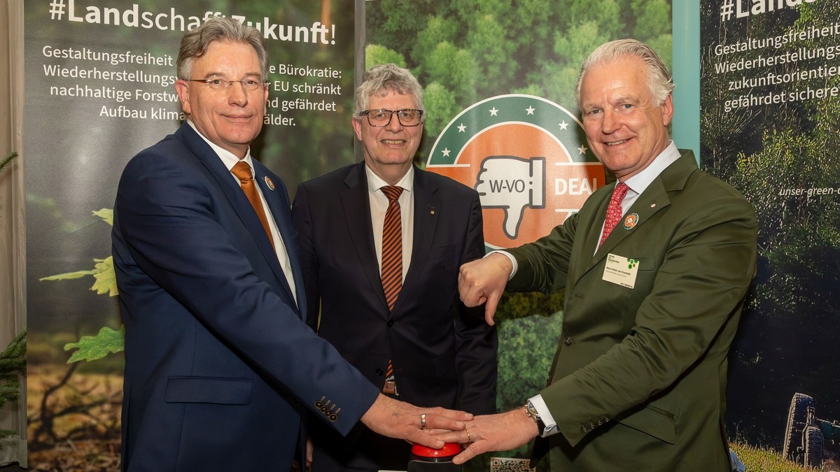 Land- und Forstwirtschaft appelliert an die Bundesregierung: Sichere Versorgung, stabile Preise und Klimaschutz in Gefahr / Verbände starten gemeinsame Kampagne zur Wiederherstellungsverordnung - Foto: presseportal.de