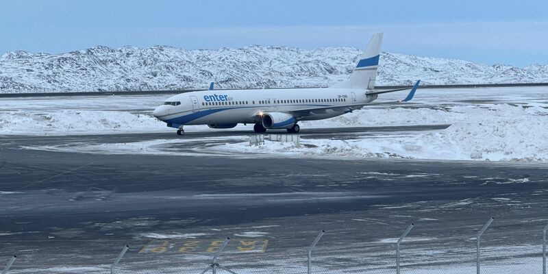 Erst am Freitag angekommen: Die Bundeswehr zieht ihr Erkundungsteam aus Grönland wieder ab. - Foto: Julia Wäschenbach/dpa