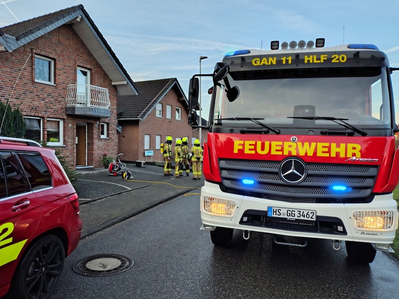 FW Gangelt: Eine Verletzte Person bei Küchenbrand - Foto: presseportal.de