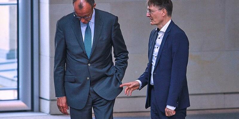 Friedrich Merz und Karl Lauterbach (Archiv) - Foto: via dts Nachrichtenagentur