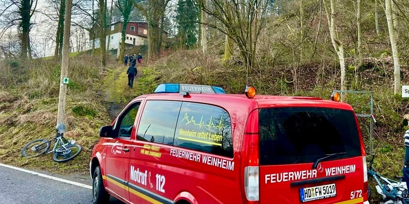 FW Weinheim: Fahrradfahrer verletzt sich nach Sturz in Rippenweier - Foto: presseportal.de
