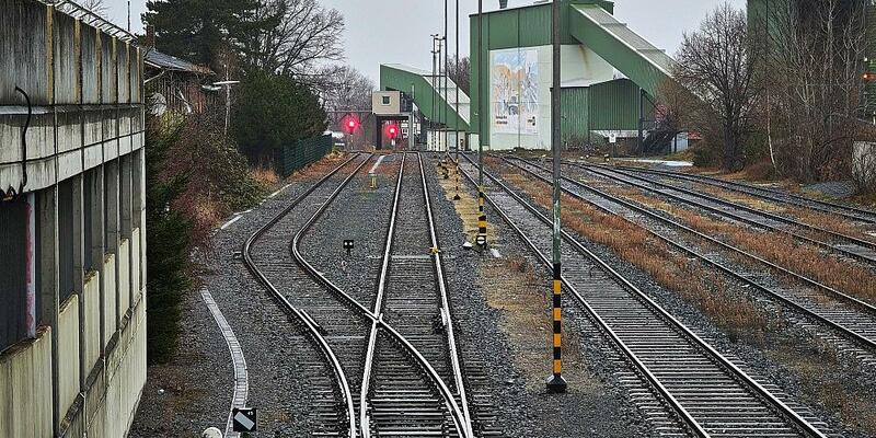 Gleise (Archiv) - Foto: via dts Nachrichtenagentur
