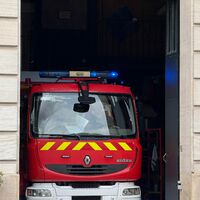 Bei einer Party ist in Paris der Boden einer Wohnung eingebrochen und 20 Menschen sind verletzt worden. (Symbolfoto). - Foto: Rachel Boßmeyer/dpa