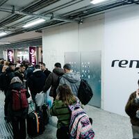 Es war wie ein Erdbeben, sagte ein Passagier. - Foto: Carlos Luján/EUROPA PRESS/dpa