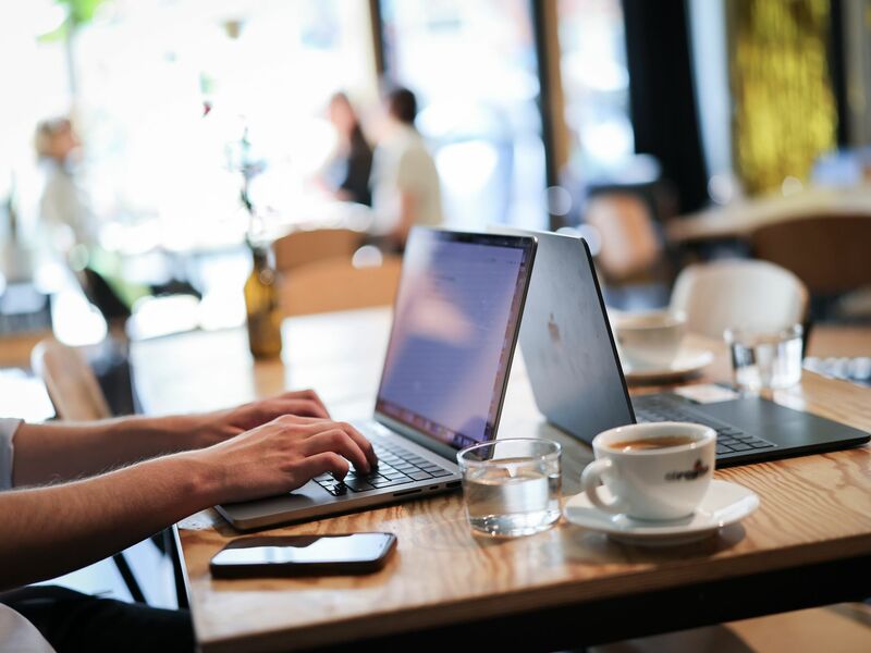 Deutsche Start-ups bekamen 2025 mehr Geld von Investoren (Archivbild) - Foto: Christian Charisius/dpa