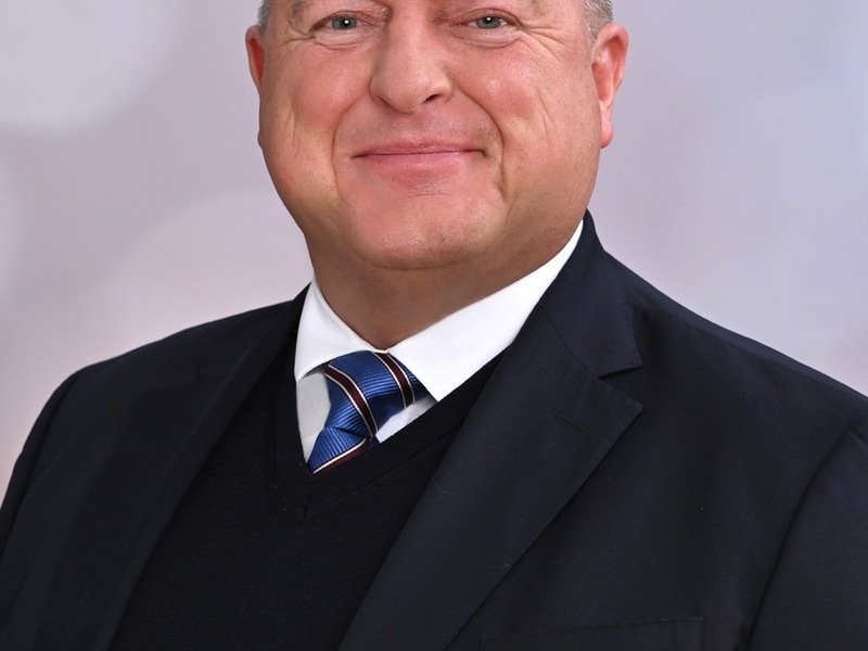 Apothekenreform bietet Entwicklungschancen, lässt Unterfinanzierung der Apotheken aber völlig offen / Fortbildungskongress pharmacon - Foto: presseportal.de