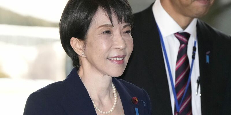 Japans neue Regierungschefin Takaichi will mit vorgezogenen Neuwahlen ihre Macht sichern.  - Foto: -/kyodo/dpa