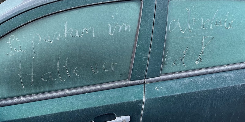 POL-BO: Sie parken im absoluten Halteverbot!: Unbekannter maßregelt Falschparker - Polizei verhängt Verwarngeld - Foto: presseportal.de