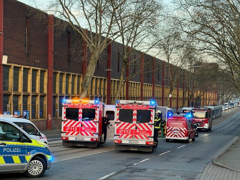 FW-BO: Zwei Verkehrsunfälle mit Bogestra-Bussen auf der Alleestraße - insgesamt acht Verletzte - Foto: presseportal.de