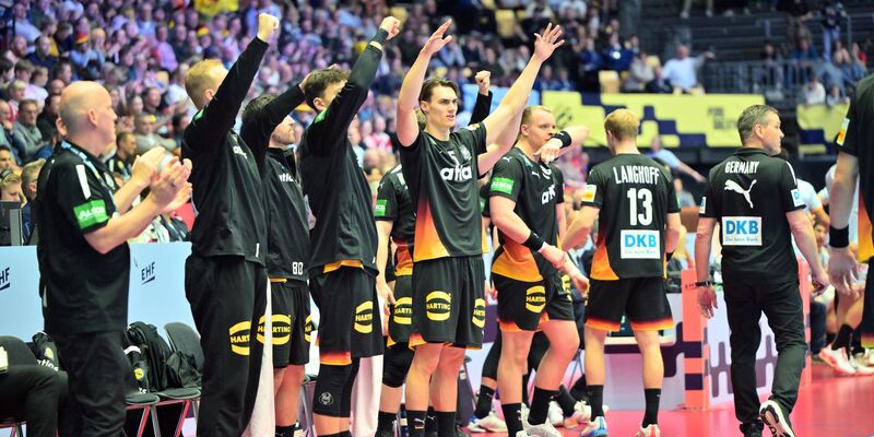 Stand enorm unter Druck: Bundestrainer Alfred Gislason. - Foto: Sina Schuldt/dpa