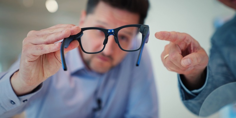 Stabiler Umsatz trotz schwieriger Marktbedingungen: SCHOTT Bilanz zeigt Licht und Schatten - Foto: presseportal.de