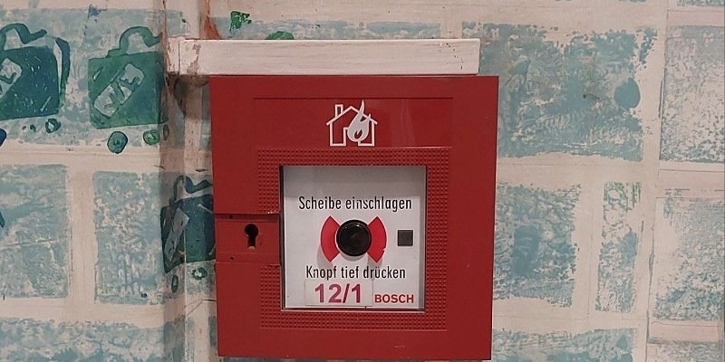 BPOLI EF: Bundespolizei ermittelt zu falschem Alarm im Bahnhof - Foto: presseportal.de