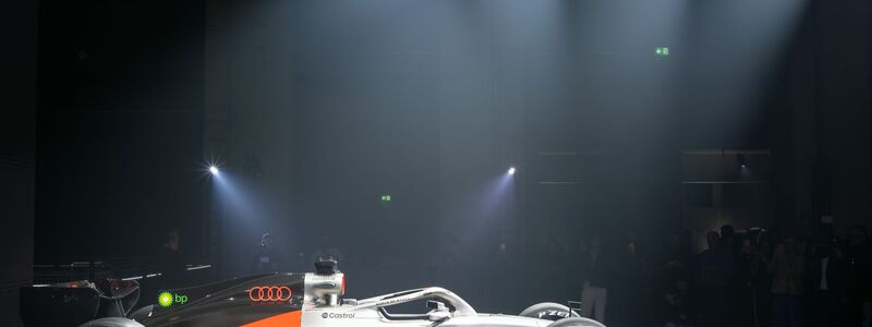 Mit diesem Rennwagen will Audi in der Formel 1 erfolgreich sein. - Foto: Soeren Stache/dpa