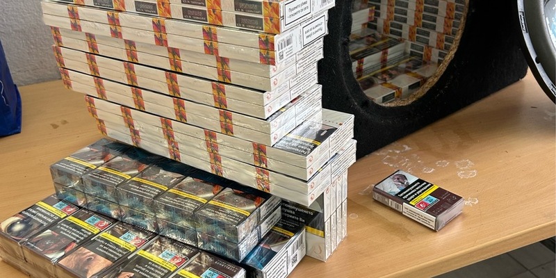 HZA-LA: Musikbox wird zum Schmuggelversteck Landshuter Zoll stellt 8.600 Zigaretten sicher - Foto: presseportal.de