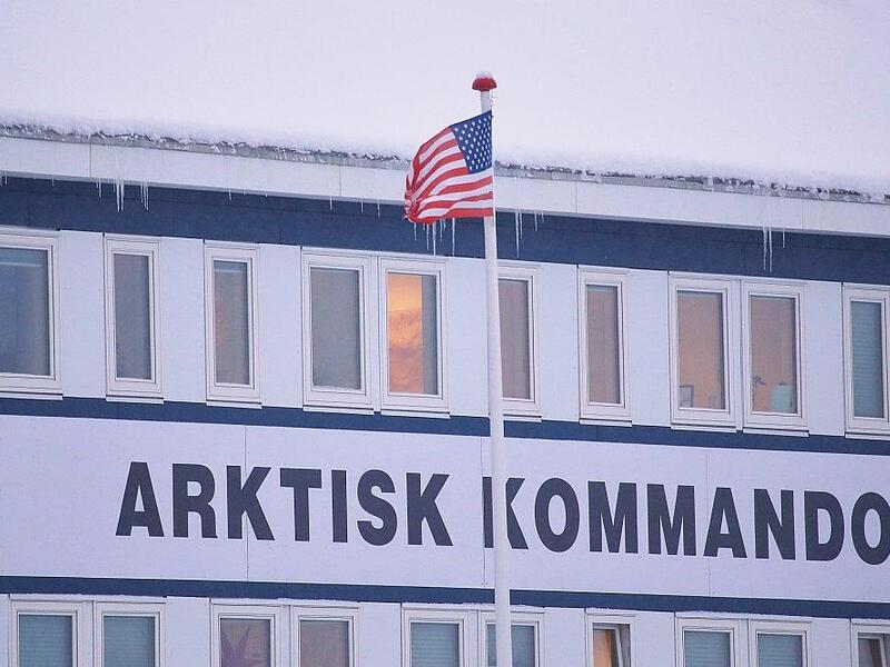 US-Fahne am Hauptquartier des Arktisk Kommando auf Grönland - Foto: via dts Nachrichtenagentur