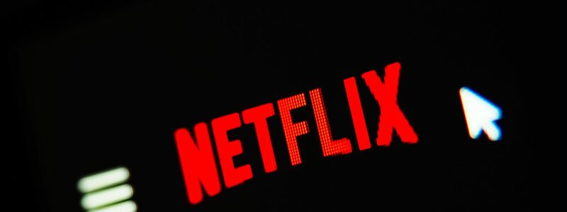 Ein Kletterer will den Taipeh-Tower erklimmen - Netflix will live übertragen. (Symboldbild) - Foto: Nicolas Armer/dpa