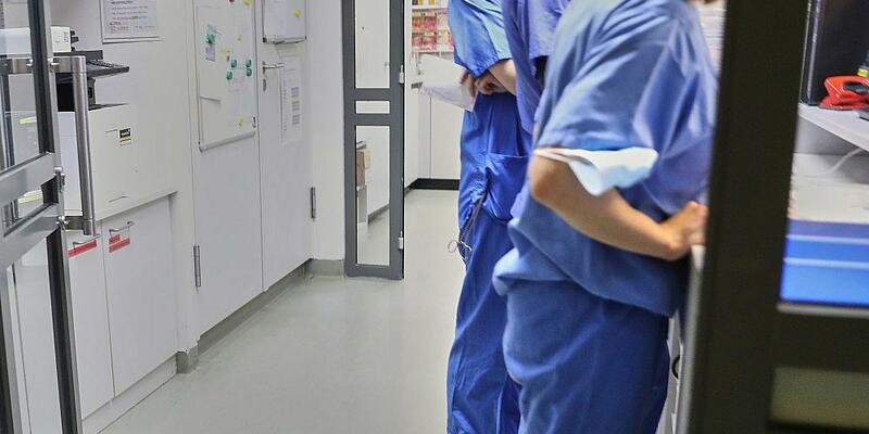 Medizinisches Personal in einem Krankenhaus (Archiv) - Foto: via dts Nachrichtenagentur