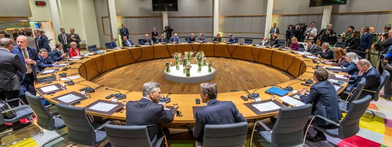 Wie geht es weiter mit den transatlantischen Beziehungen?  - Foto: Michael Kappeler/dpa