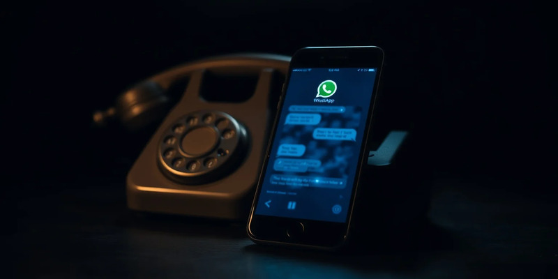 WhatsApp-Enkeltrick: Neue Betrugswelle rollt durch Deutschland - Foto: über boerse-global.de