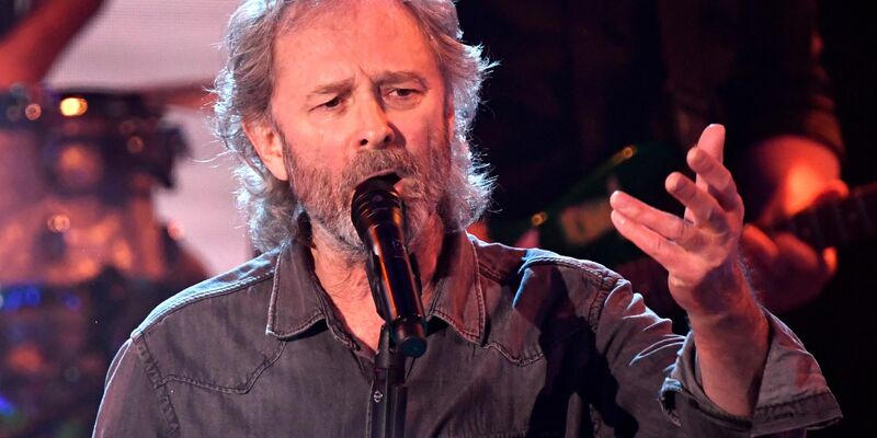 Schlagerstar Wolfgang Petry überrascht mit einer Single in Kölscher Mundart. (Archivfoto) - Foto: Jens Meyer/AP/Pool/dpa