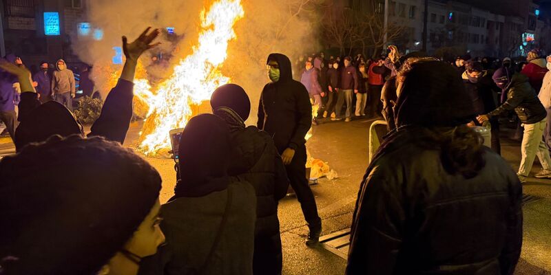 Die jüngsten Massenproteste wurden vom iranischen Staatsapparat blutig niedergeschlagen. (Archivbild) - Foto: Uncredited/UGC/AP/dpa
