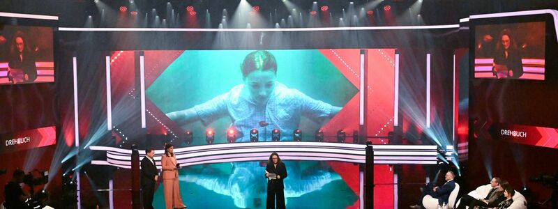 Yvonne Görlach gewinnt für «Karla» den Drehbuchpreis - Foto: Felix Hörhager/dpa