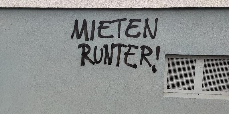 Graffiti mit Schriftzug Mieten runter (Archiv) - Foto: via dts Nachrichtenagentur