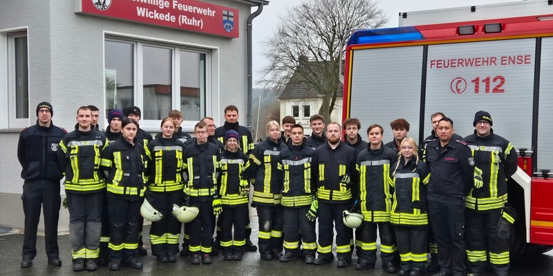 FW Ense: Gemeinsamer Grundlehrgang - Modul 1 erfolgreich abgeschlossen - Foto: presseportal.de