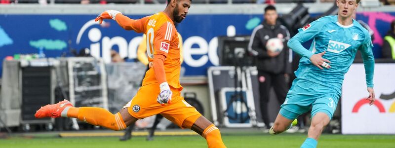 Erst stark, beim Gegentor aber unglücklich: Frankfurts Torhüter Kaua Santos. - Foto: Marc Schüler/dpa