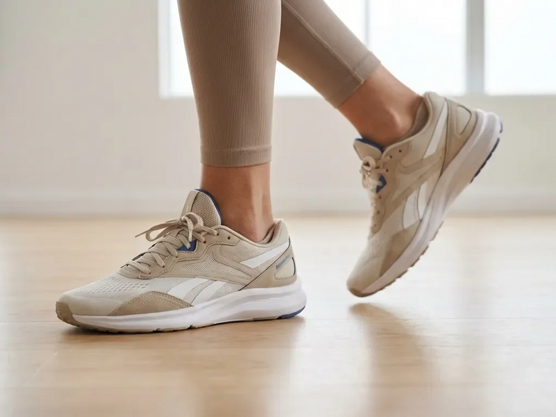 Seitlicher Schritt: Einfache Übung für stabile Hüften - Foto: über boerse-global.de